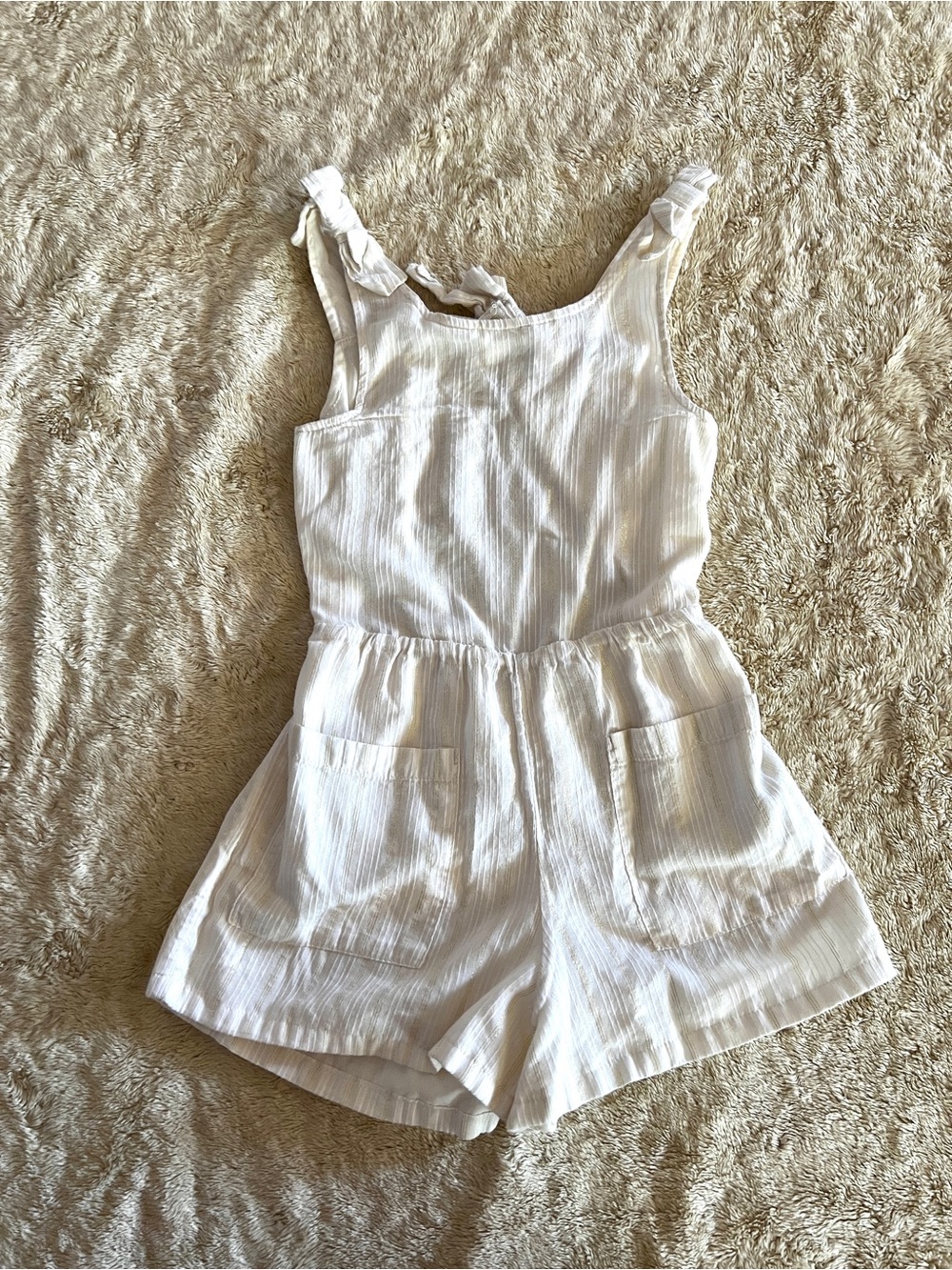 CUPCAKES and CASHMERE Girl's Cream & Gold Open Back Romper Size M